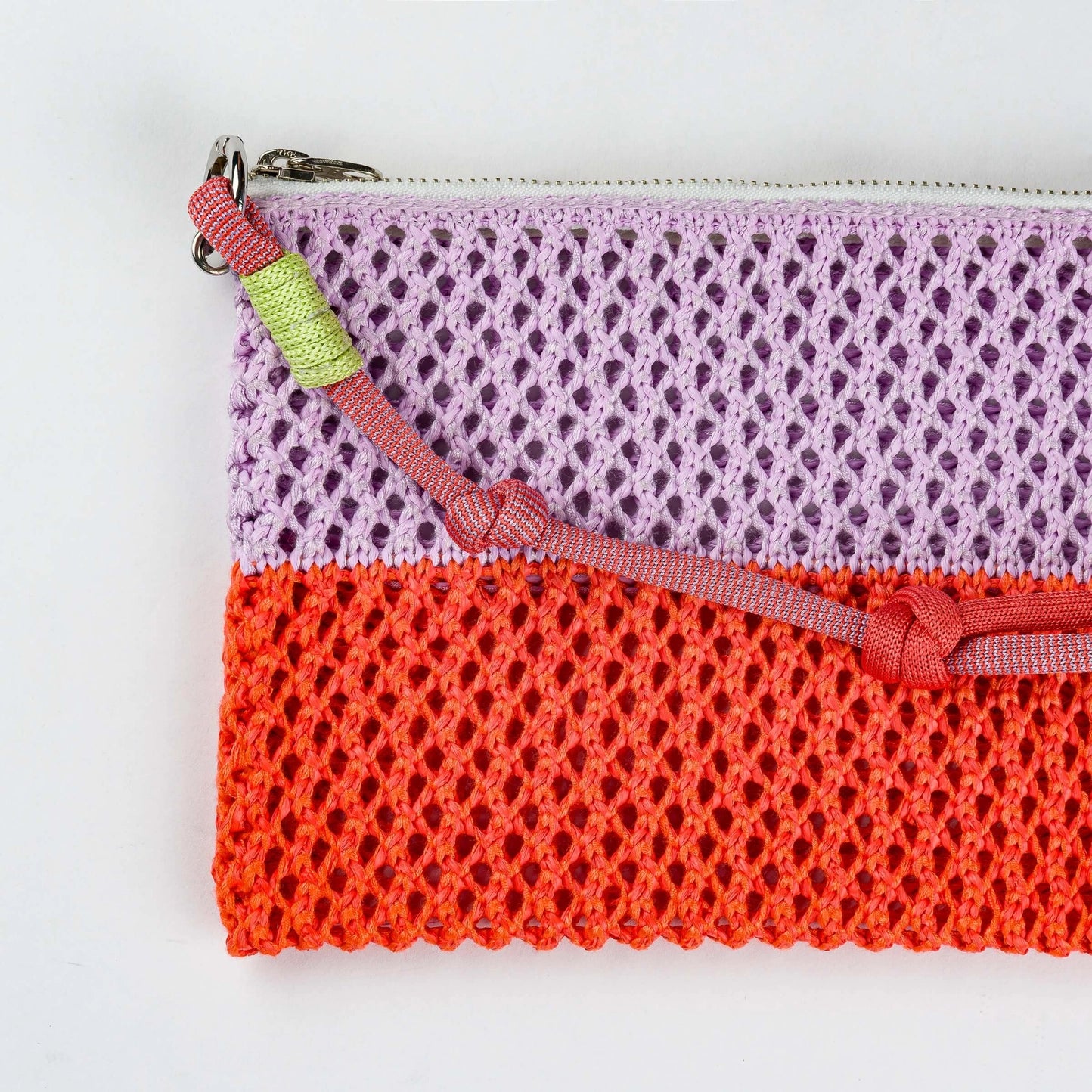 colorblock raffia pouch