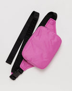 baggu puffy fanny pack in extra pink