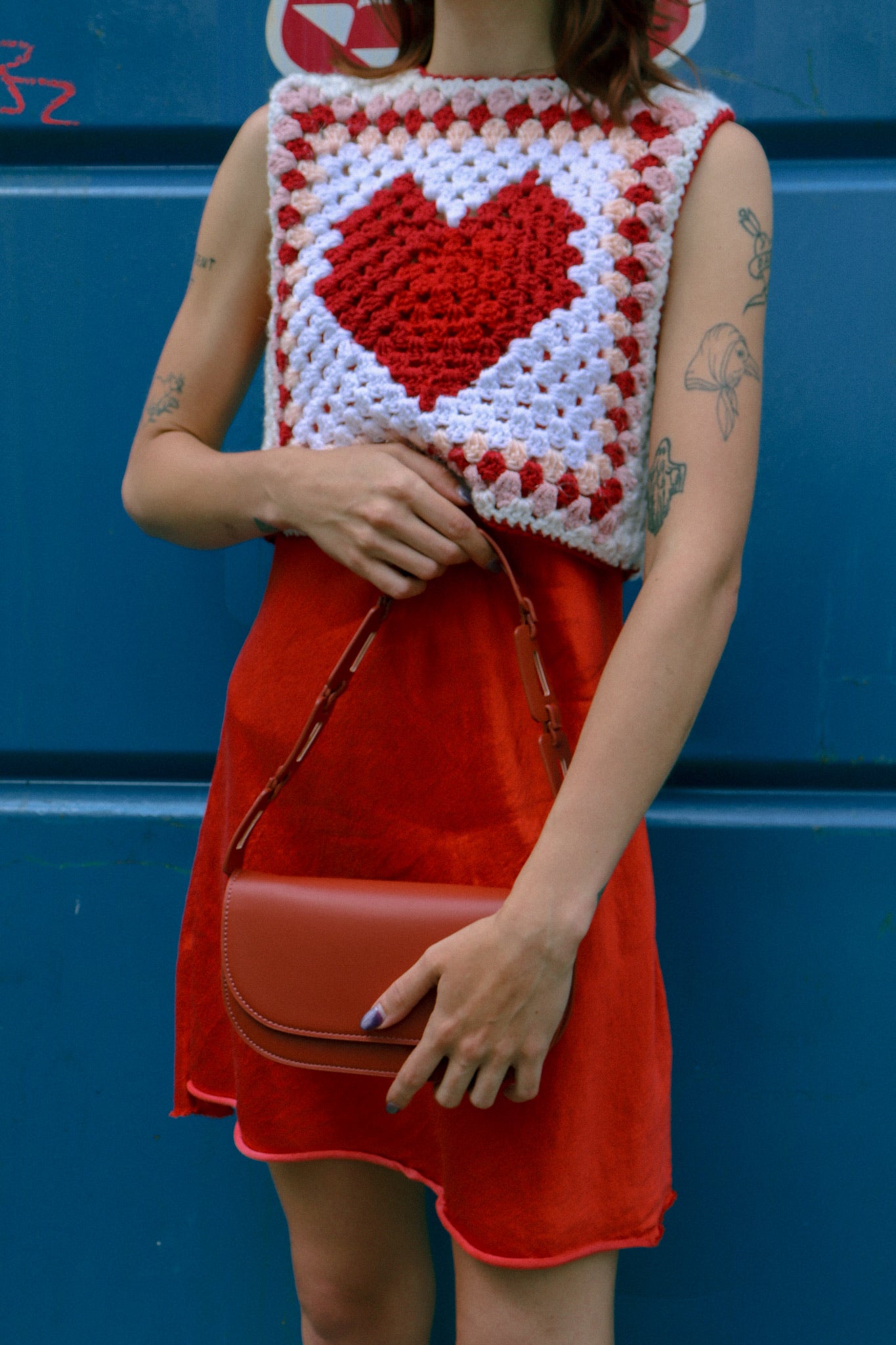 inez pewter recycled vegan shoulder bag