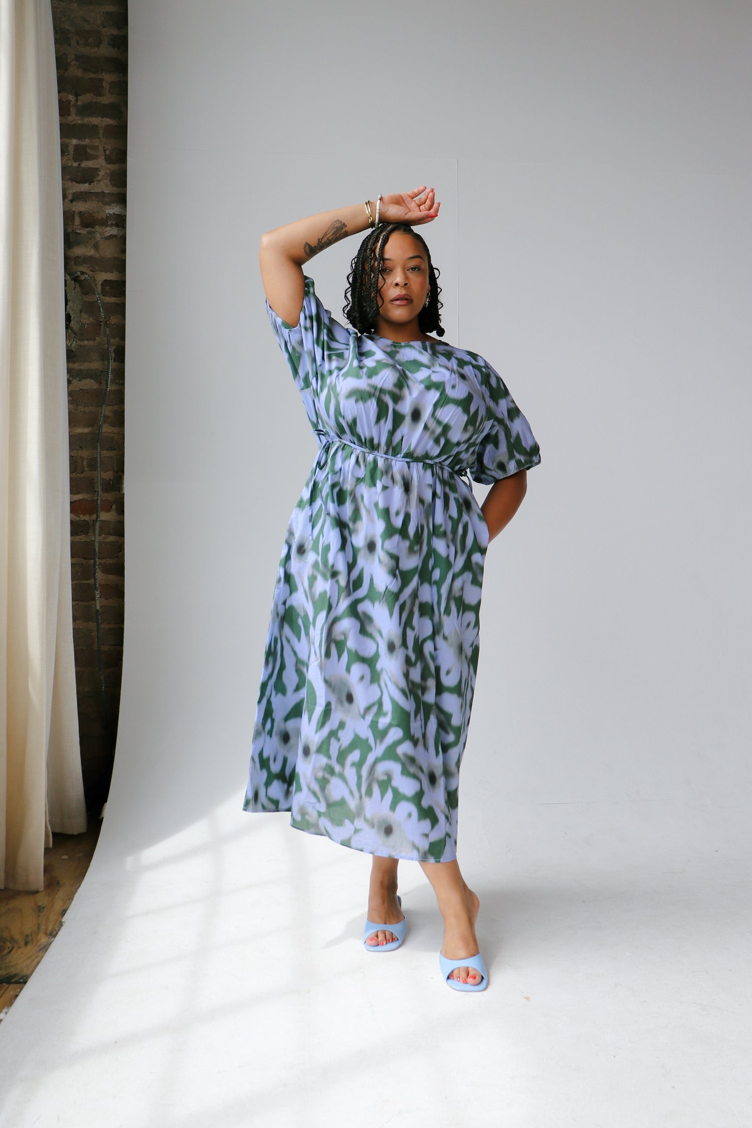 illustrate dress
