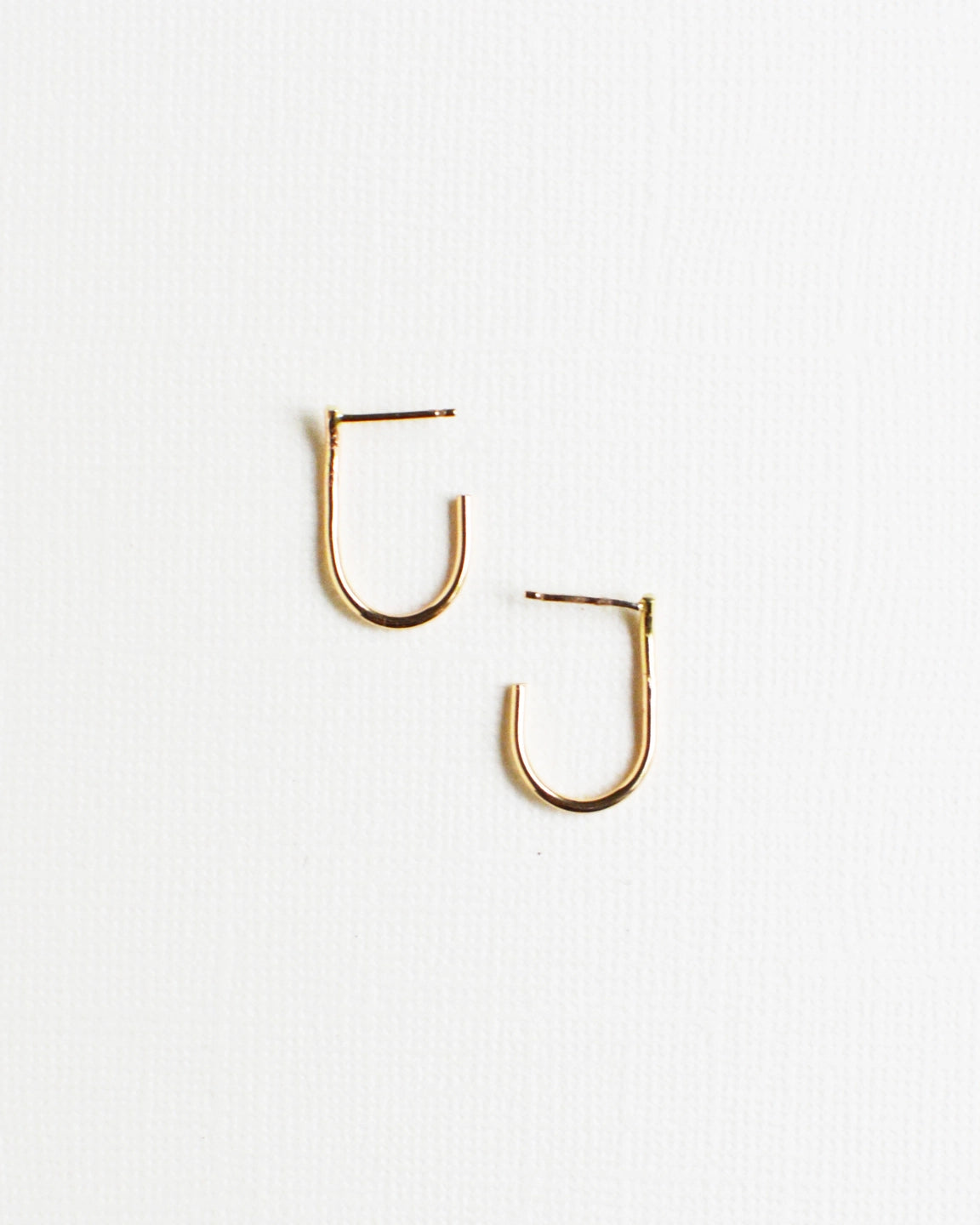 maeve hoops