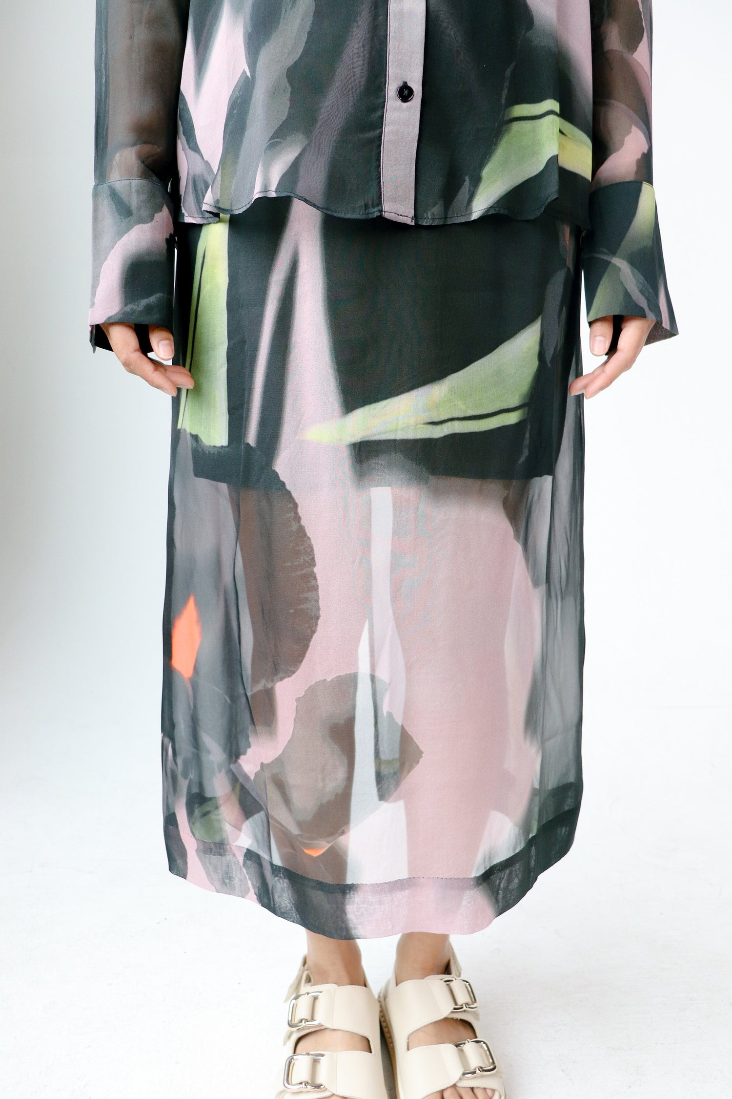 mora skirt