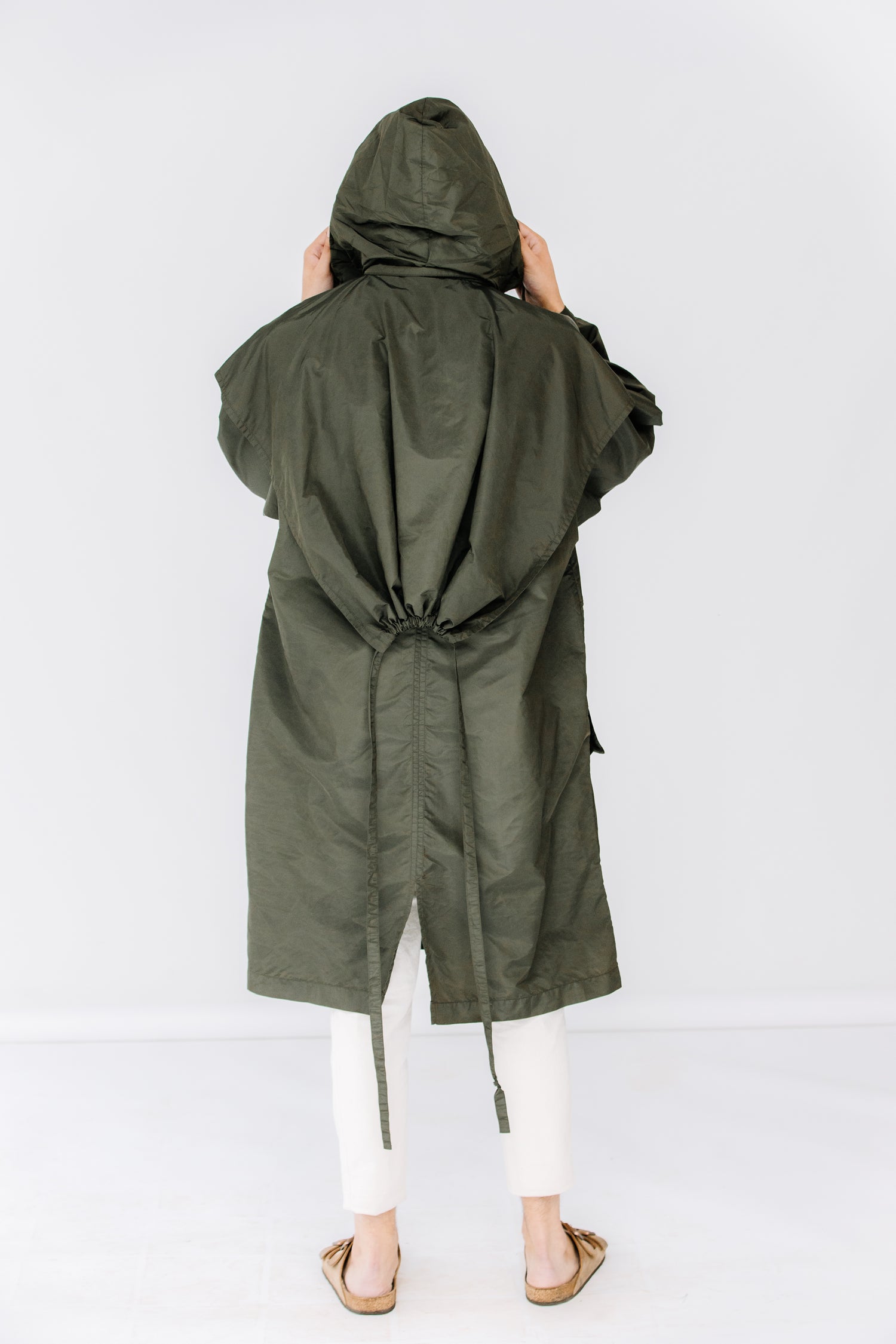 packable rain trench