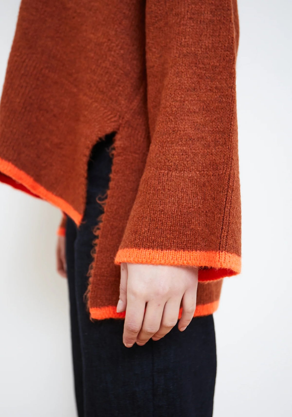 hug sweater