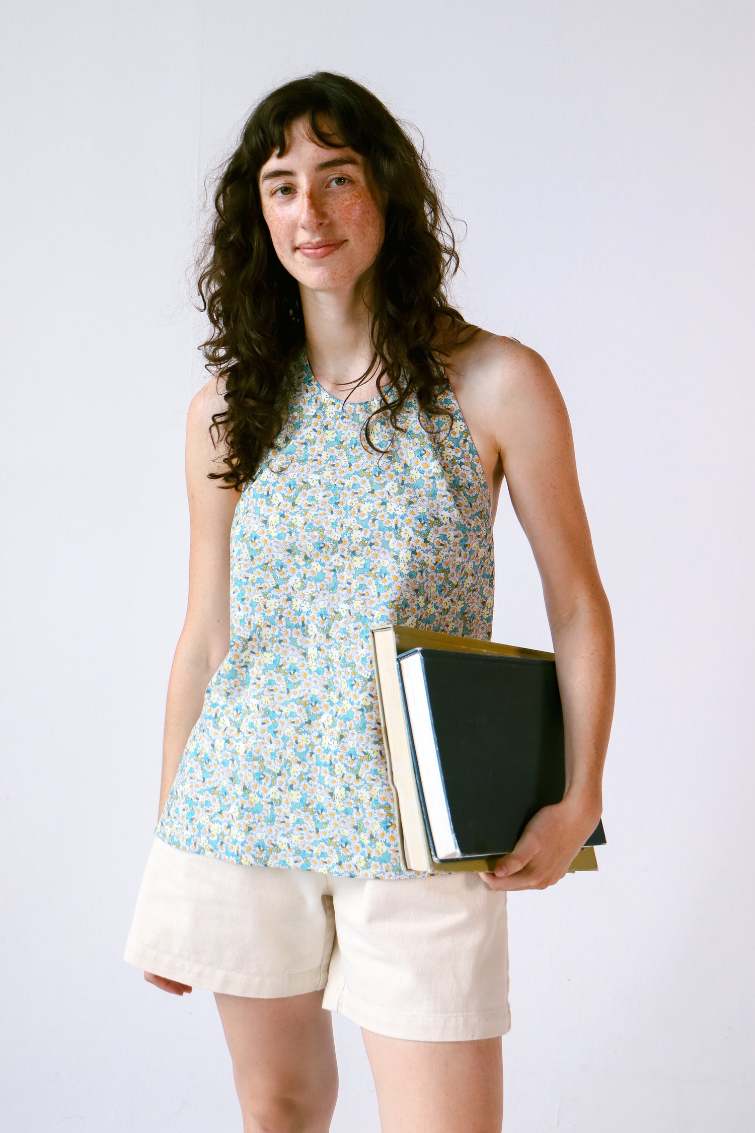 daisy floral low back halter top w/ tie