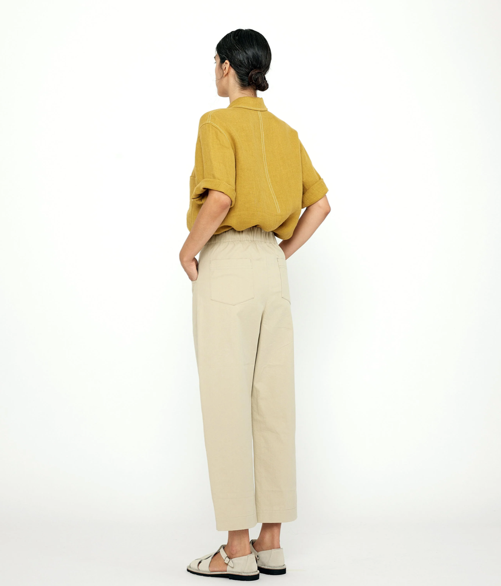 curve legged trouser