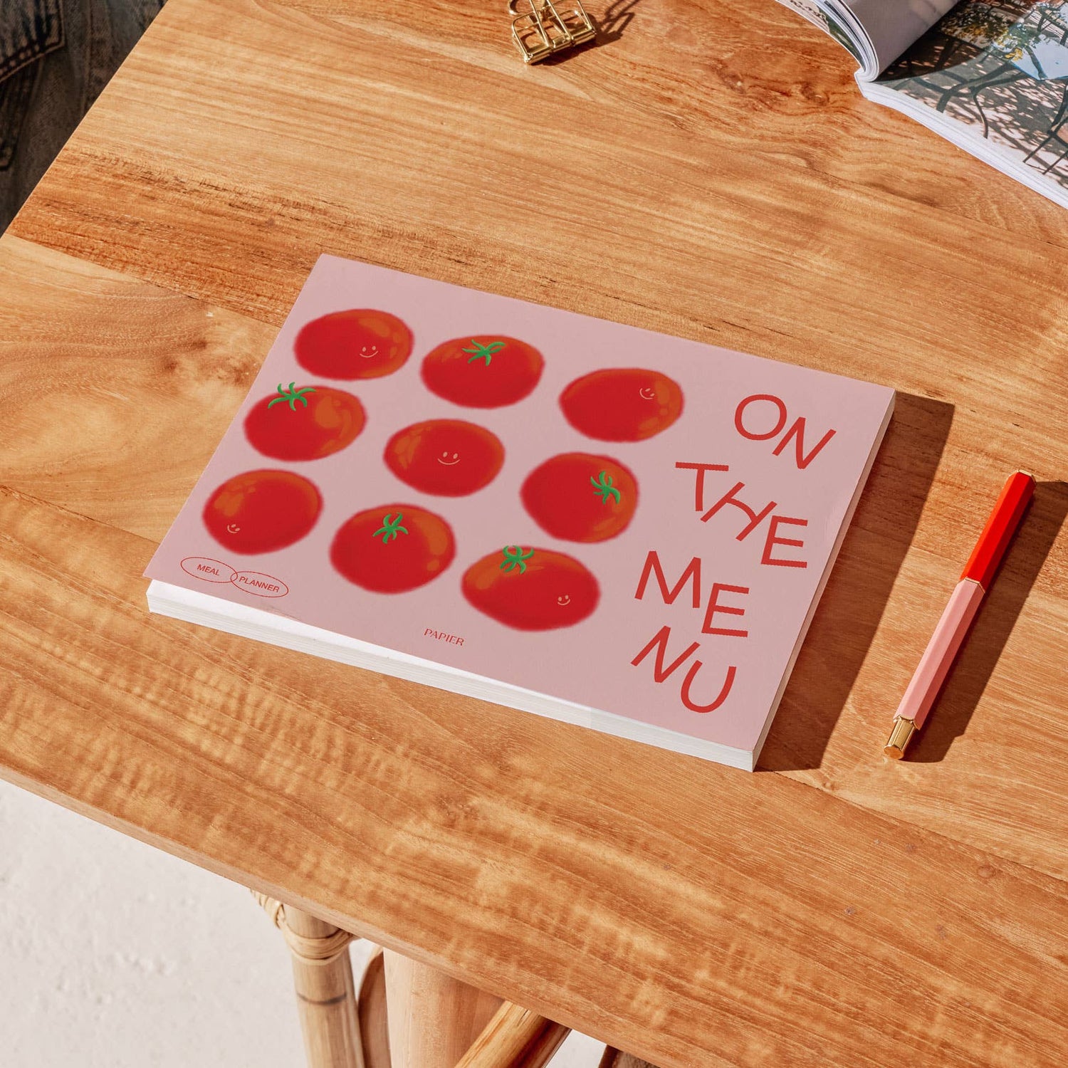 weekly meal planner & grocery list, undated - tomatoes