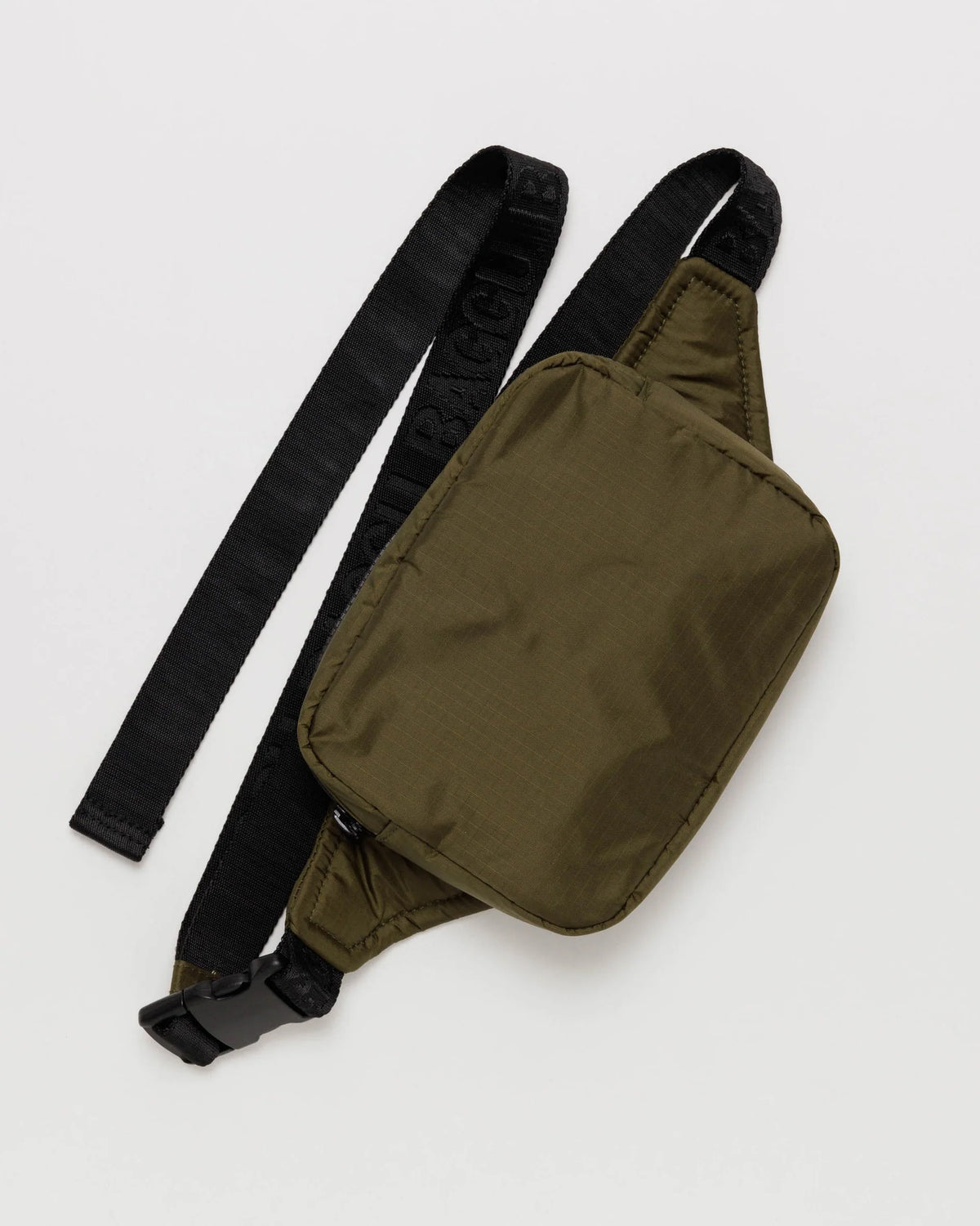 baggu puffy fanny pack in tamarind