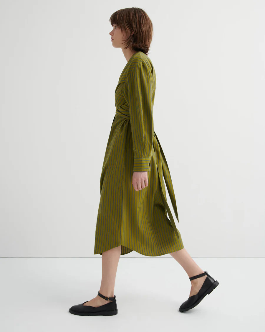 twist dress