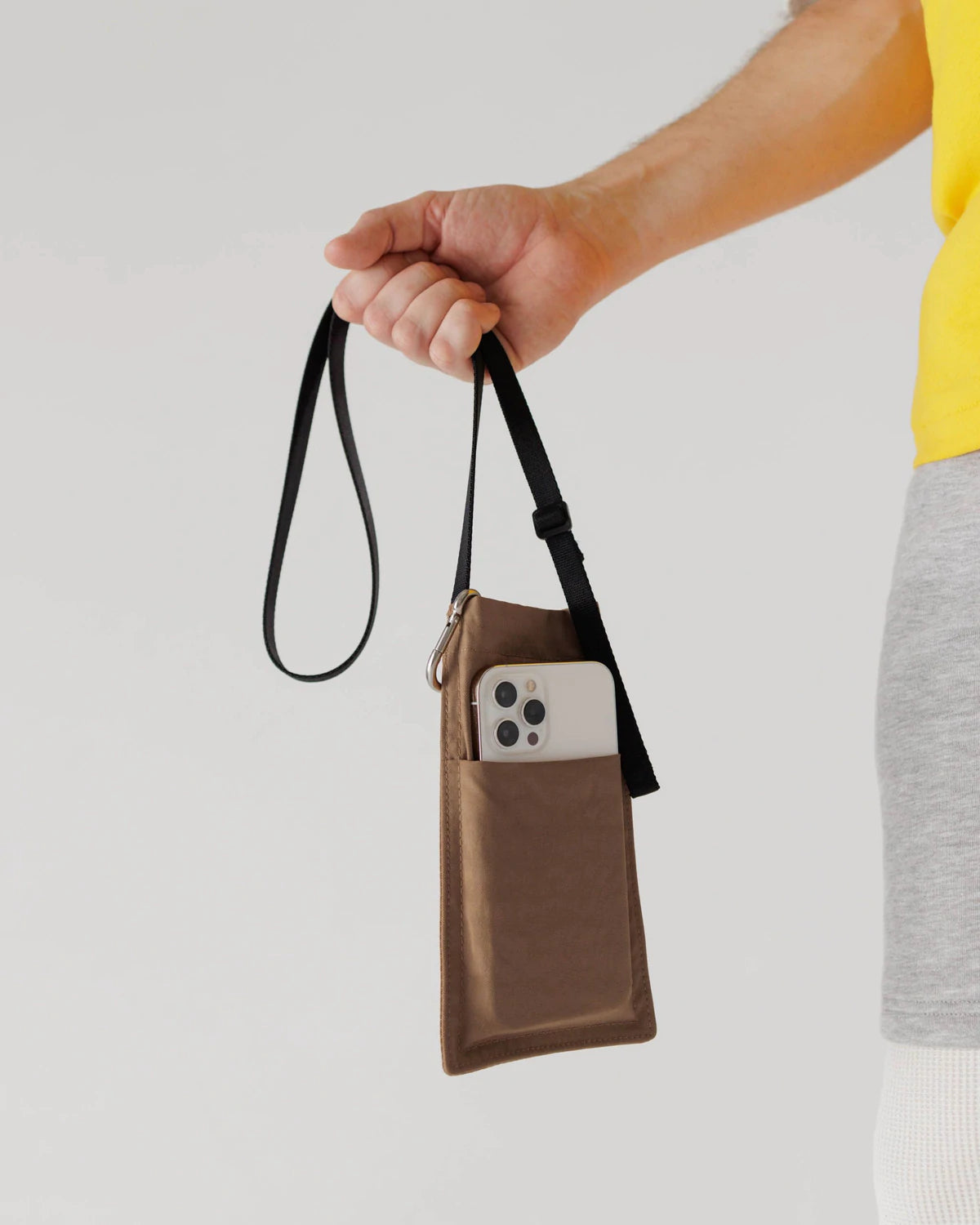 Cellphone sling bag 2025