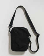 baggu sport crossbody in black